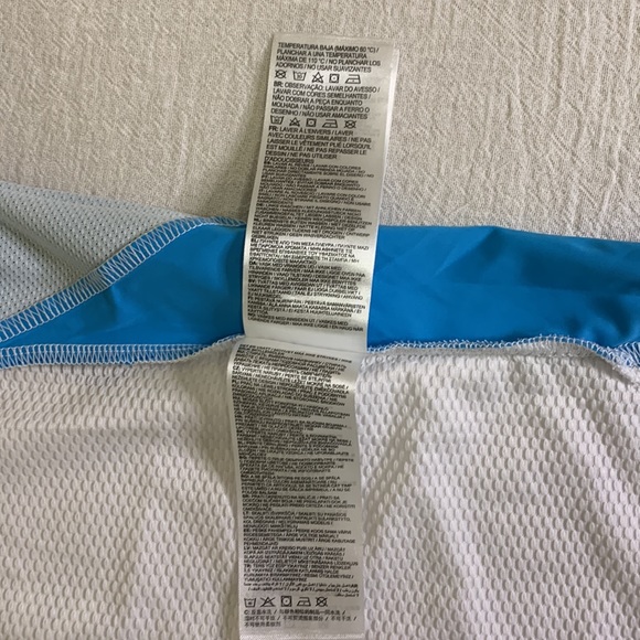 Kids Nike Dri-Fit T-shirt in Size Small NWT - Picture 9 of 12